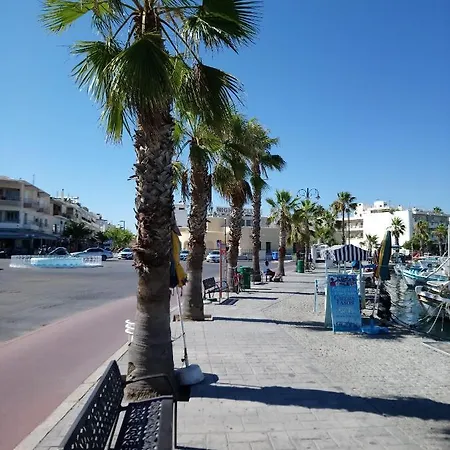 Michalis Apartment- Close To Port, Beaches Apartamento *